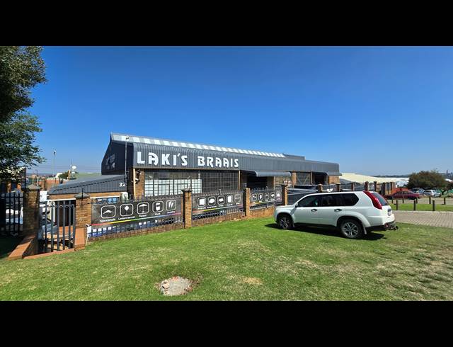 954M² WAREHOUSE TO LET IN SPARTAN
